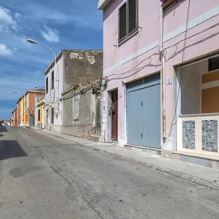 Holiday home Casetta A Due Passi Dal Mare Porto Torres